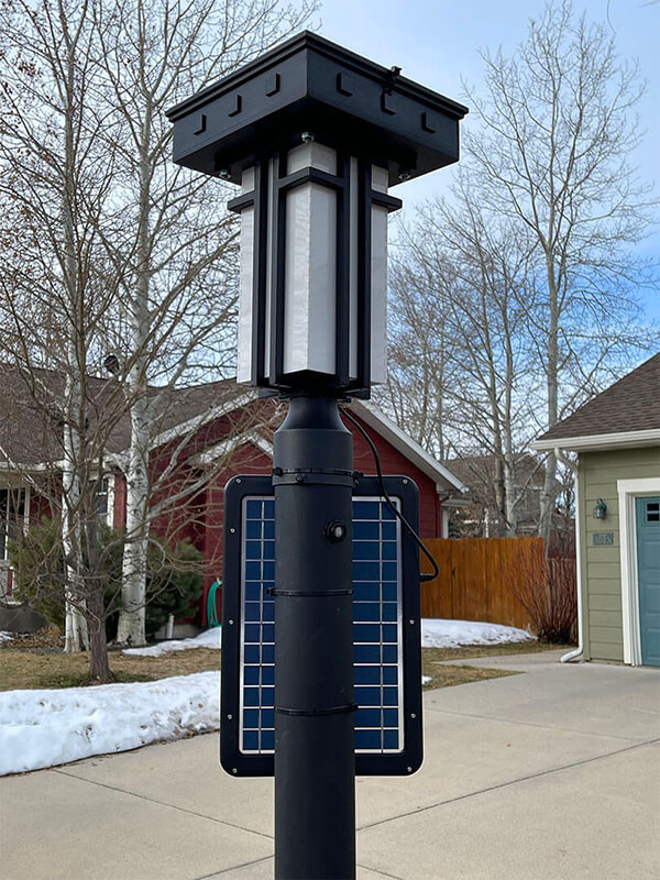 solar powered street lamp